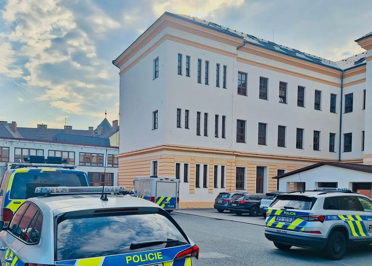 utok-domazlice-nuz-zakyne.webp