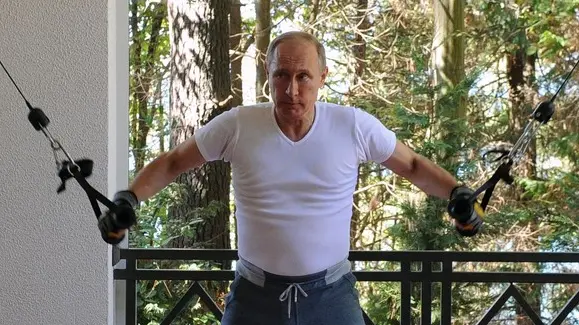 vladimir-putin-cviceni-rusko.webp