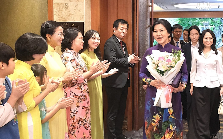 vnapotalphunhanngophuonglygapmatthantinhcaccodauvietnamtaihanquoc8203498-1754903740351358801976.webp