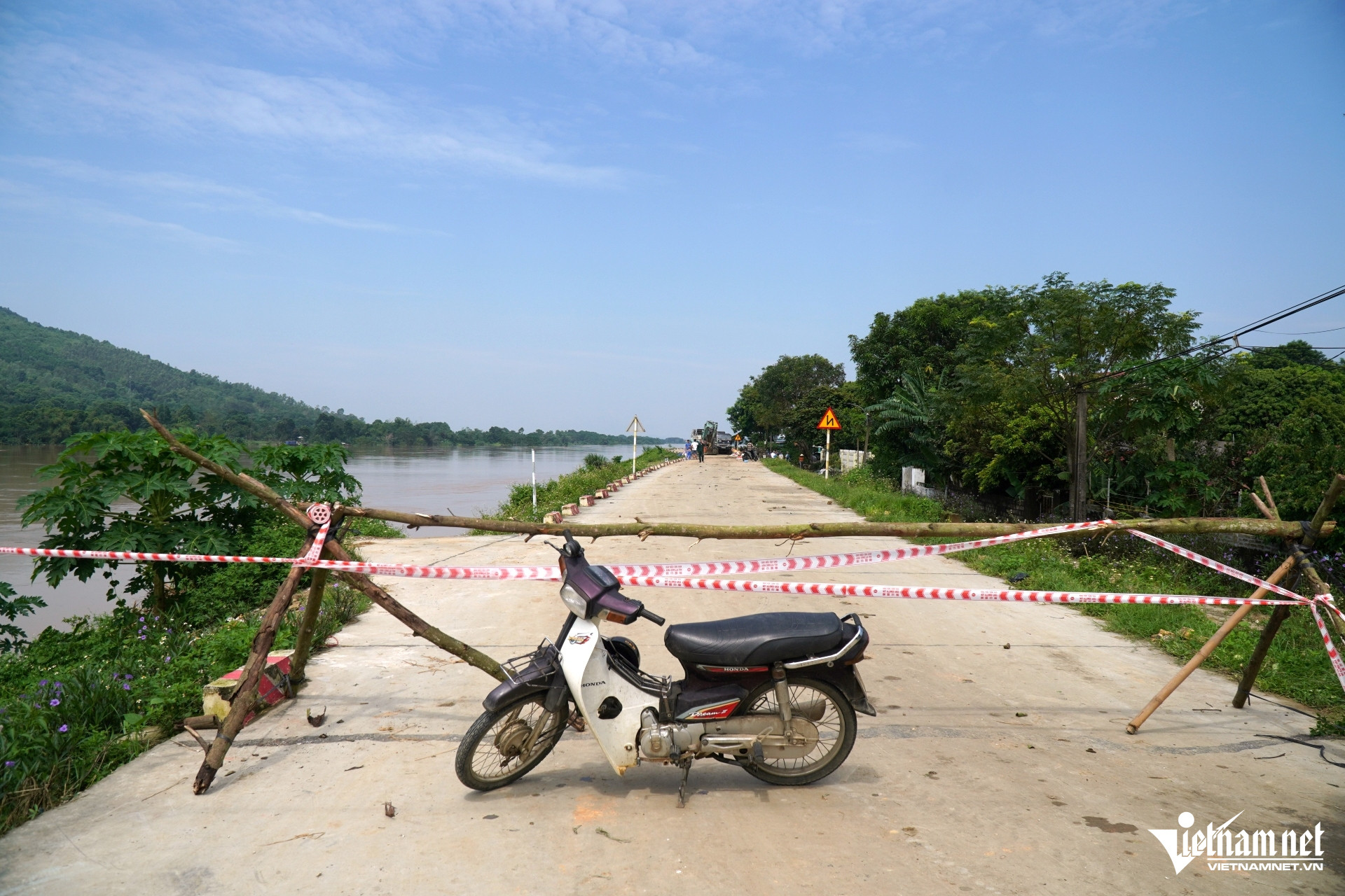w-a10nuoc-tham-qua-than-de-5320.jpg