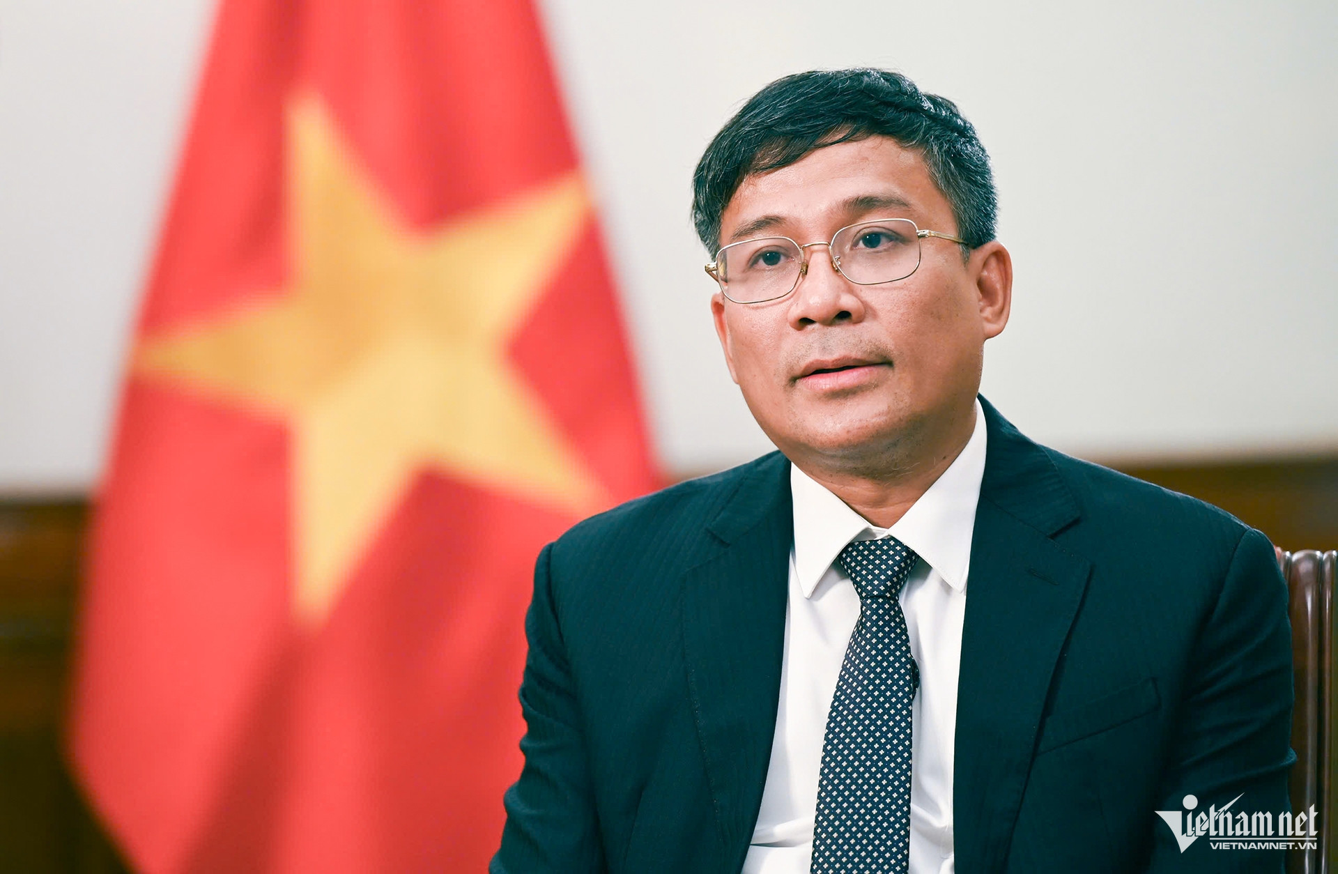 w-nguyen-minh-vu-3-1399.jpg