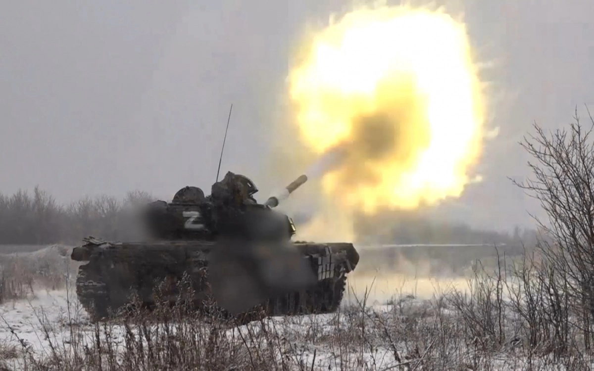 xe tang Nga T-72, Nga na phao, xung dot Ukraine, b -bo quoc fong Nga.webp