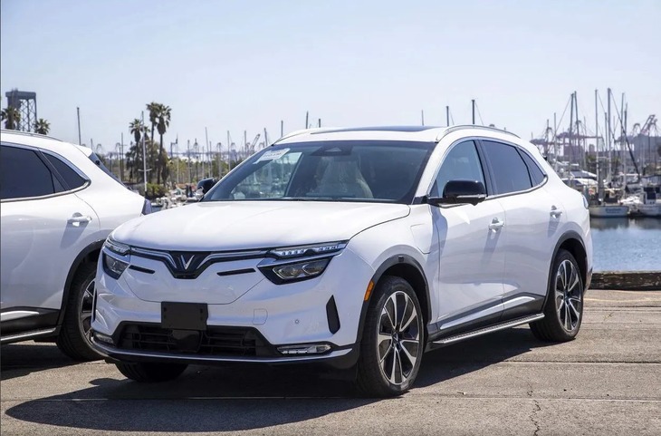 xe-vinfast-171635103259621464081.jpg