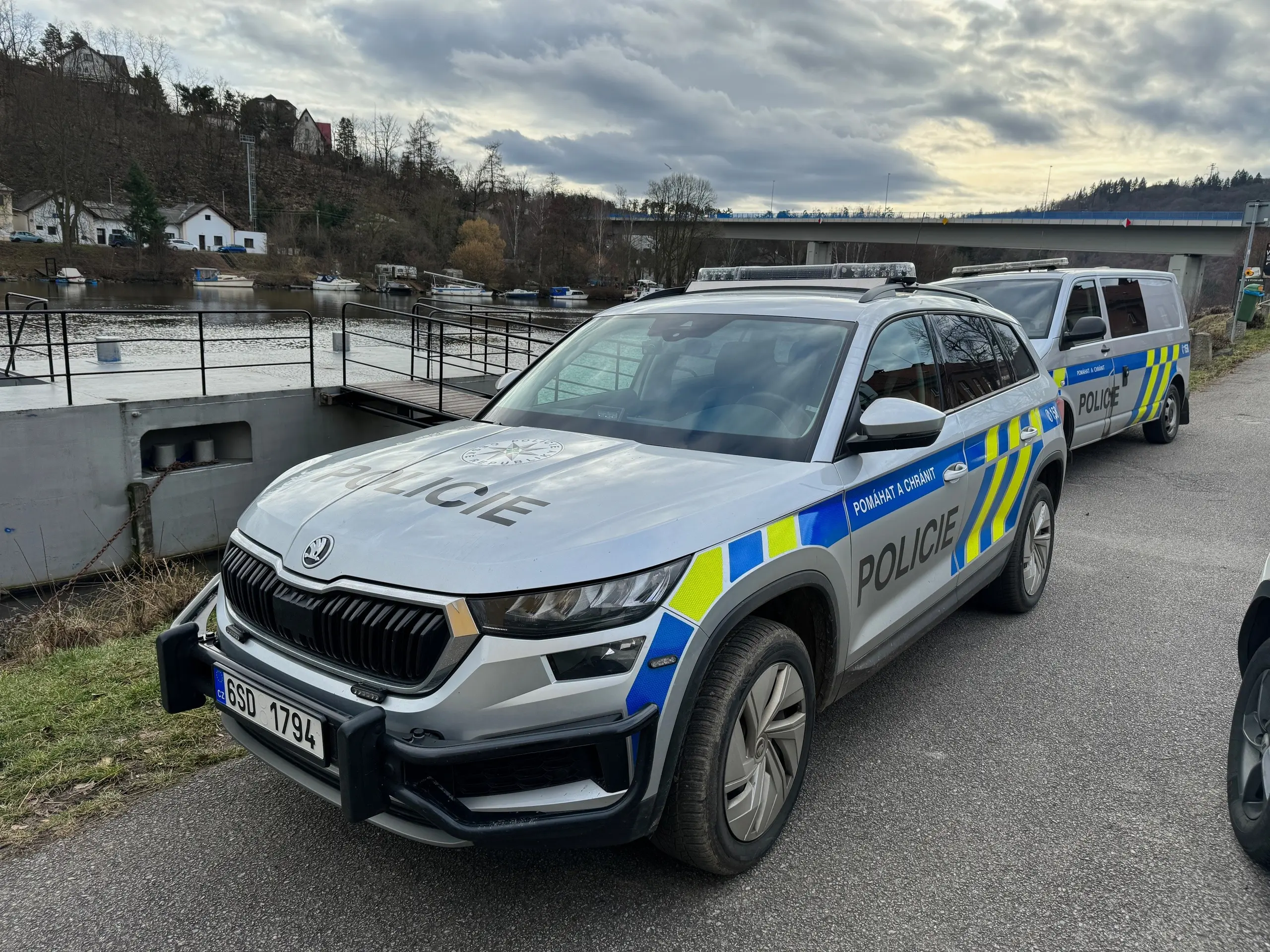 xpolicie-policie.webp
