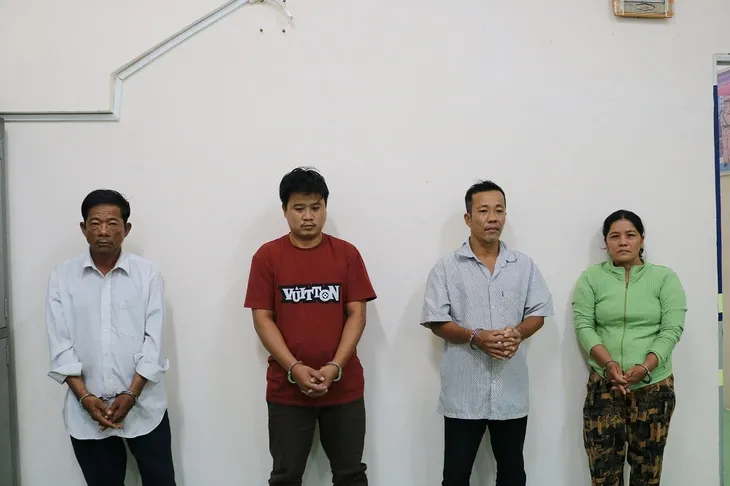 xuat-canh-trai-phep-1694072587923489238091.webp