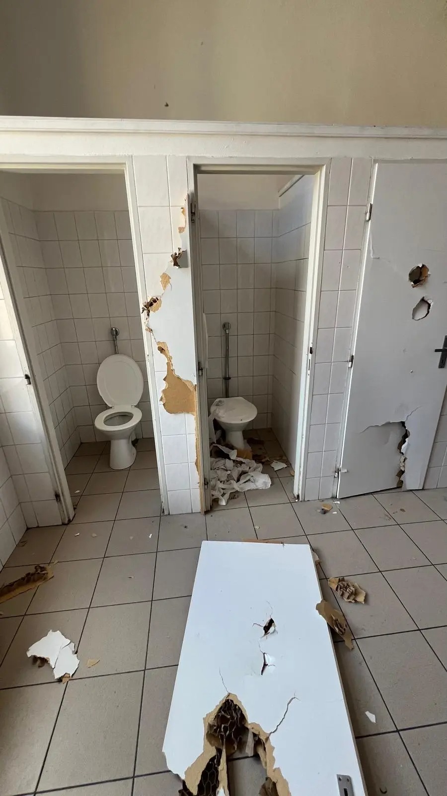 zachod-skola.jpg