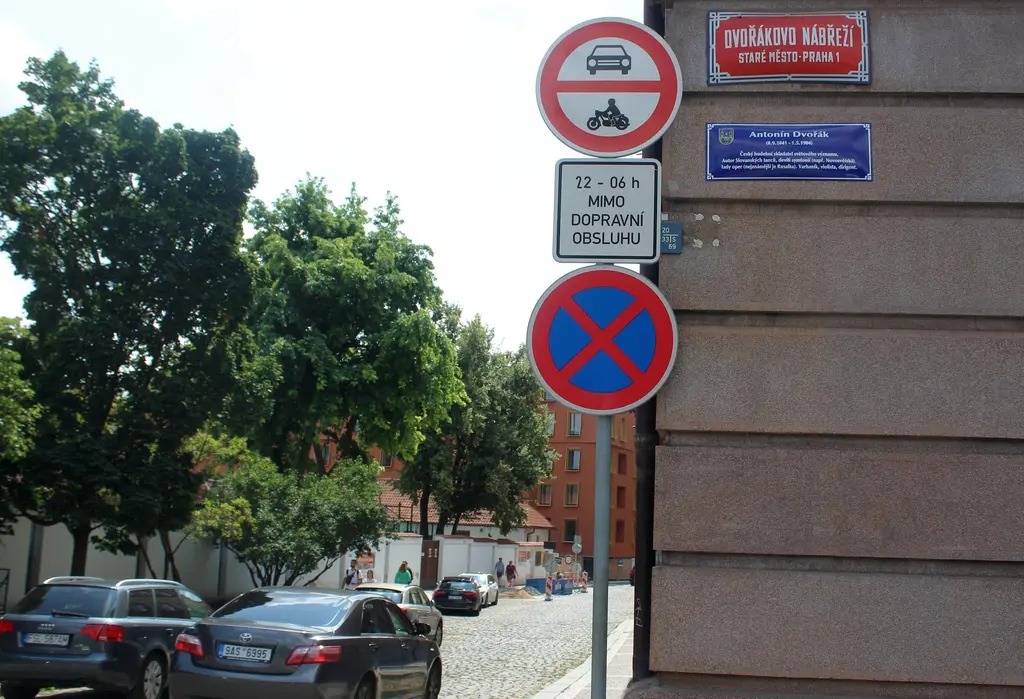 zakaz-praha-doprava.jpg